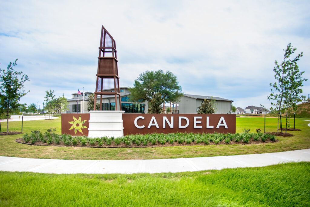 candela entrance